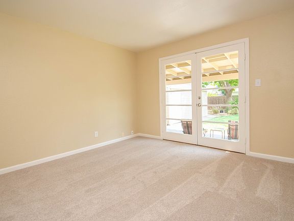 5th image of 3481 Marjorie Way