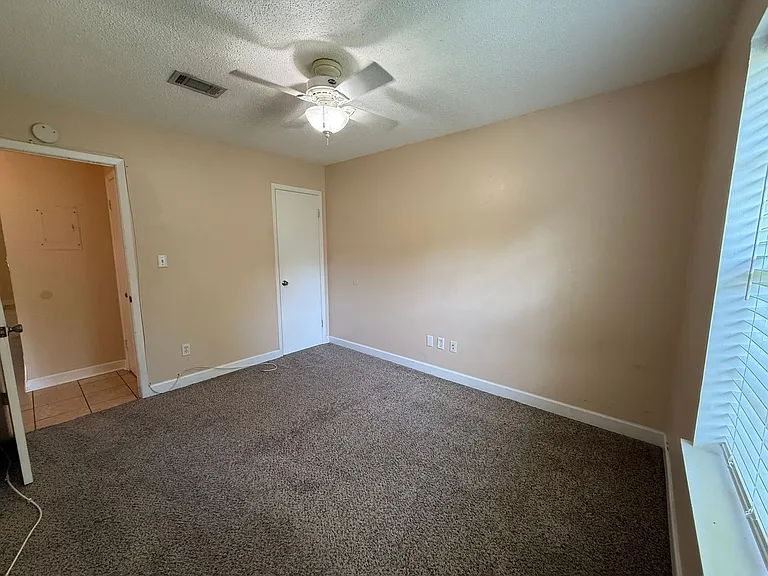 9221 Beatrice Dr — Photo 12
