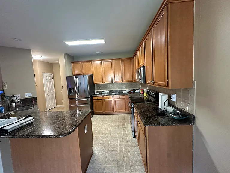 404 Treybrooke Dr — Photo 21