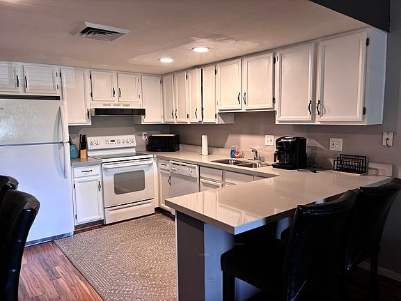 4th image of 4165 N Craftsman Ct Unit C