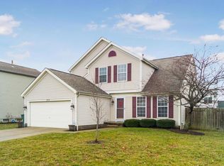 1074 Rousseau Ln, Galloway, OH 43119