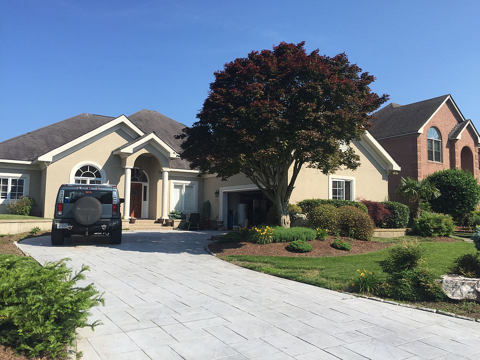 1st image of 2164 Bierce Dr