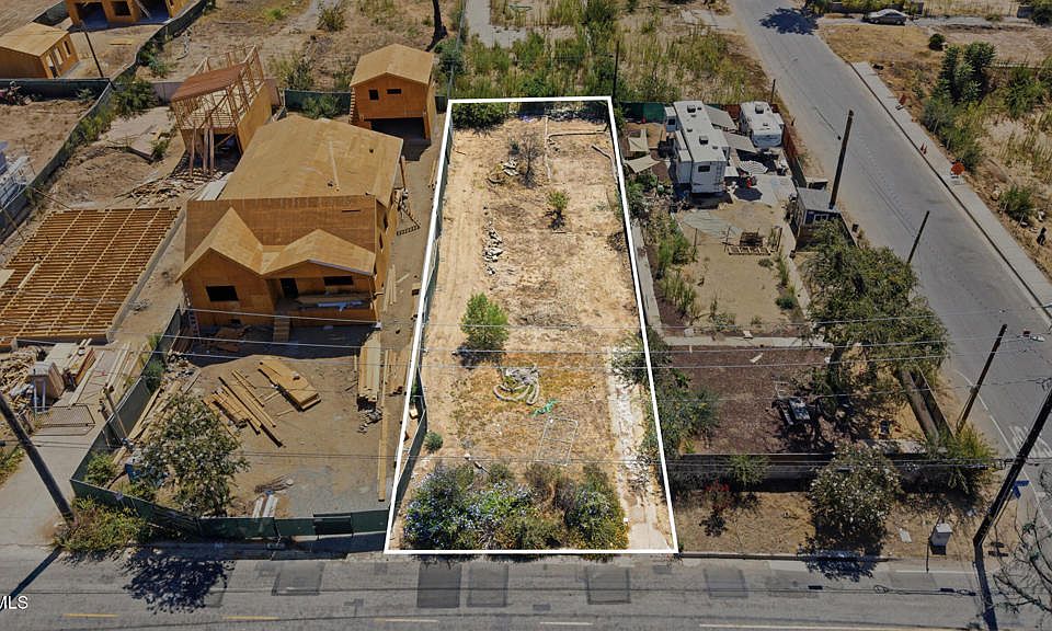 1st image of 3268 Fair Oaks Ave