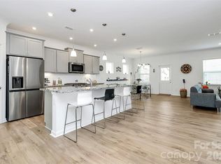 13140 Sudwick Ln, Charlotte, NC 28278