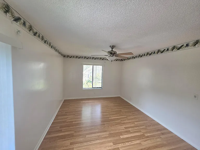 203 Foxtail Dr #B3 — Photo 9