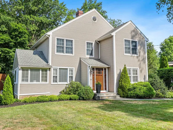 53 Deerfield Drive, Trumbull, CT 06611