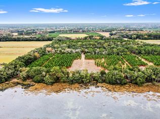 2 Salty Oak Ln, Johns Island, SC 29455