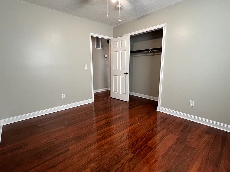331 Madison Dr — Photo 25