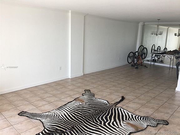 3rd image of 177 Ocean Lane Dr APT 1211