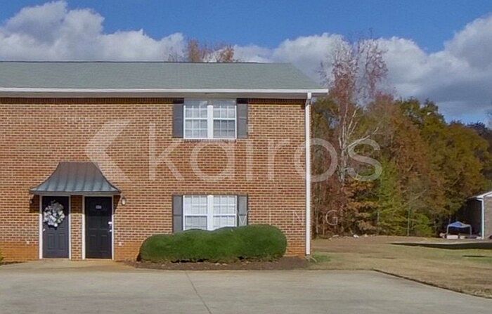 1st image of 197 Fawn Dr