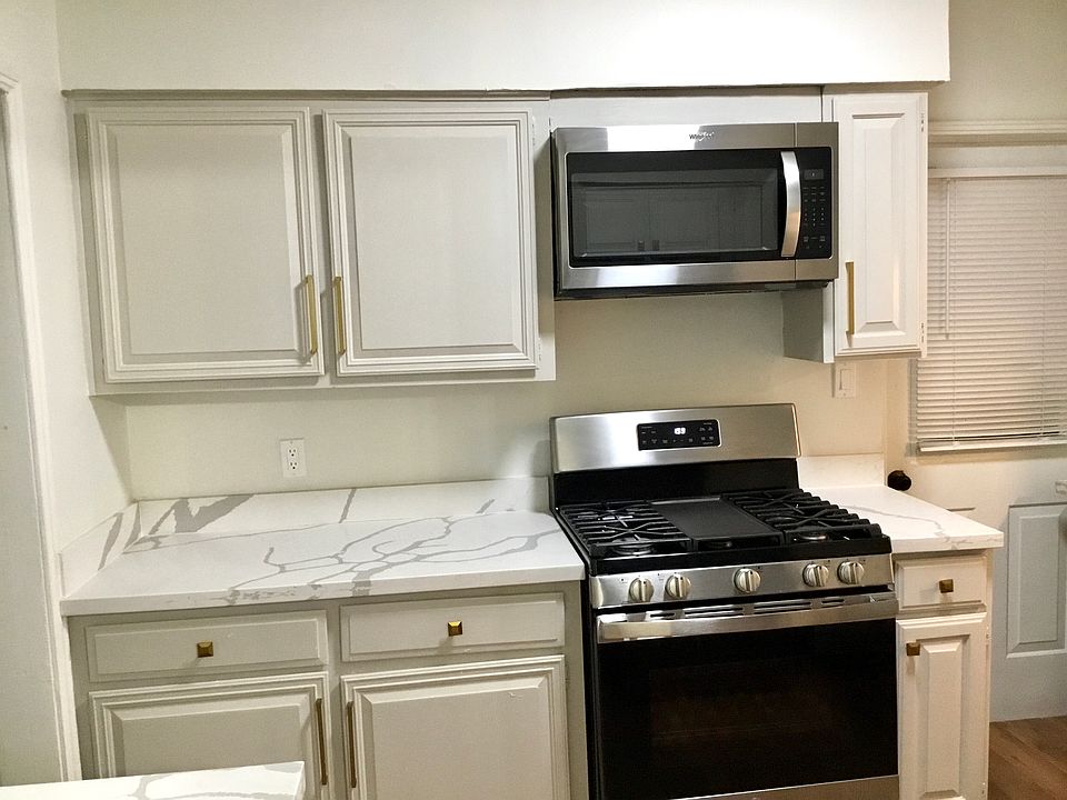 Quartz counter tops
