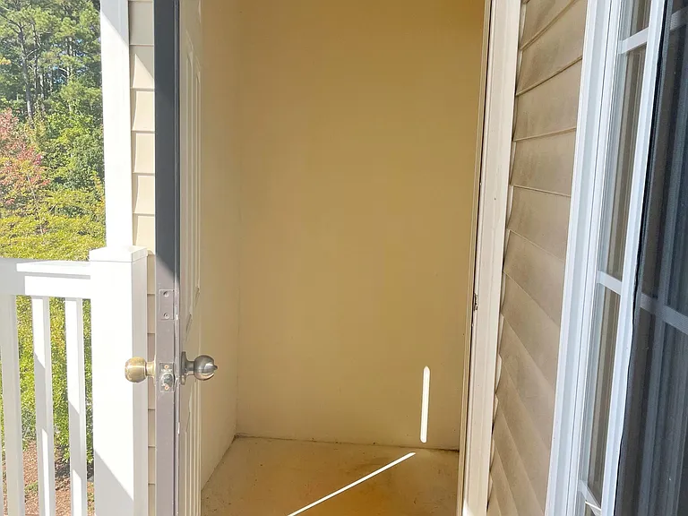 Clairmont at Farmgate — Photo 89