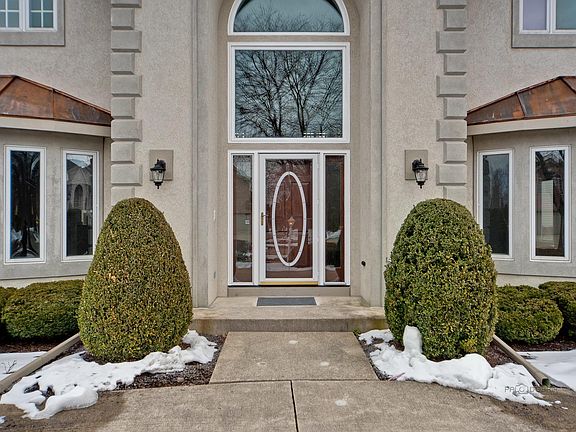 2nd image of 1618 Elderberry Dr