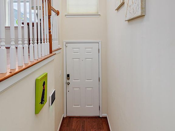 4th image of 682 Highland Farms Cir