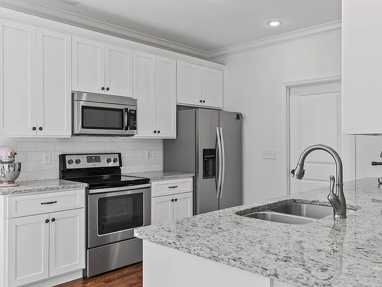 105 Santeelah St — Photo 26