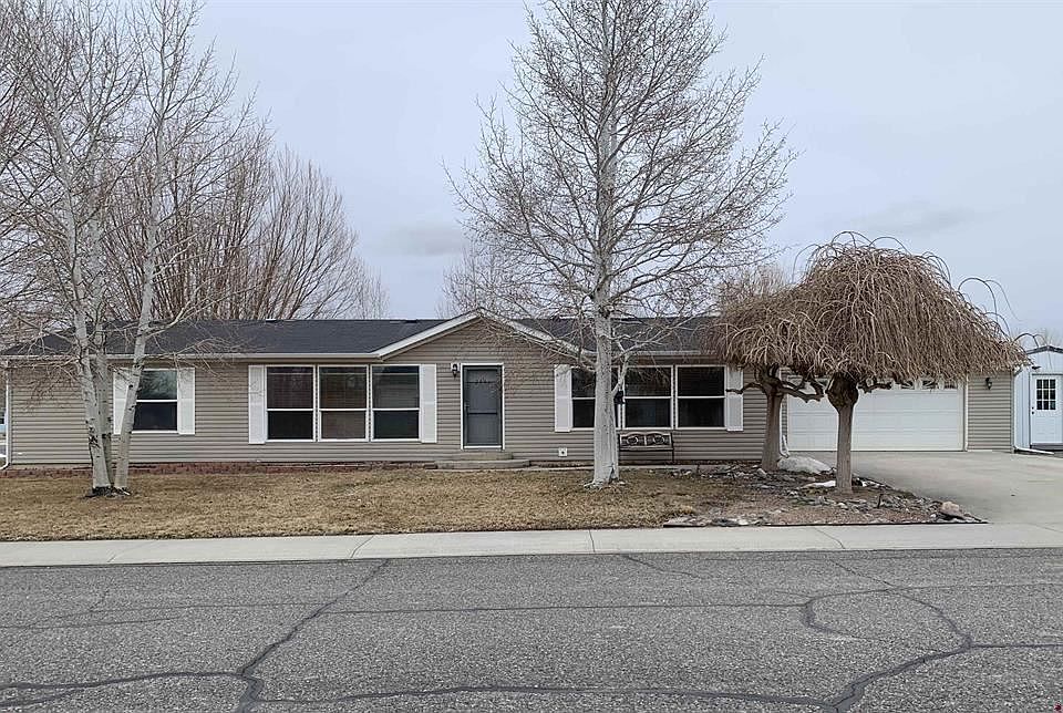 1st image of 2541 Silver Way