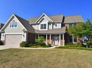 10089 Cooper Rd, Pleasant Prairie, WI 53158