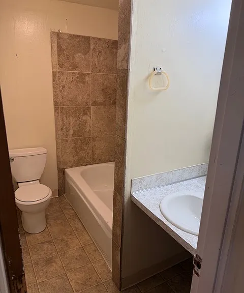 325 E 18th Ave #11 — Photo 2