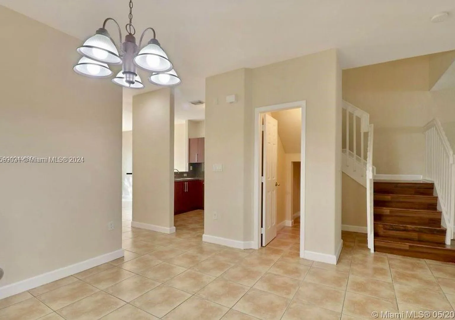 2470 SE 15th Court 2470, Homestead, FL 33035 — Photo 4