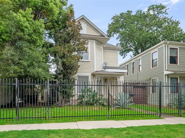 211 Emerson St, Houston, TX 77006