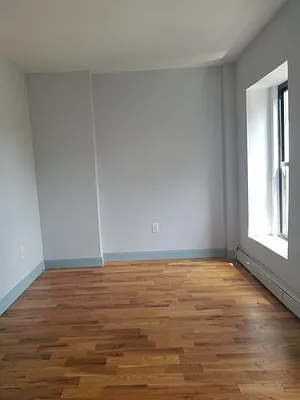 Rented by Bedford Brownstone Realty | media 19