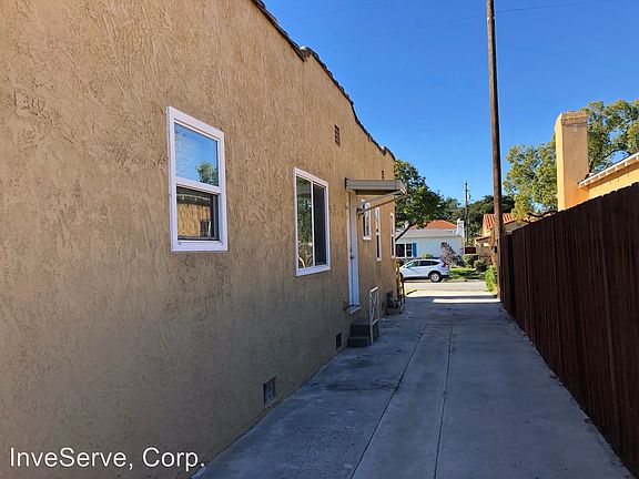 3rd image of 1606 S Palm Ave