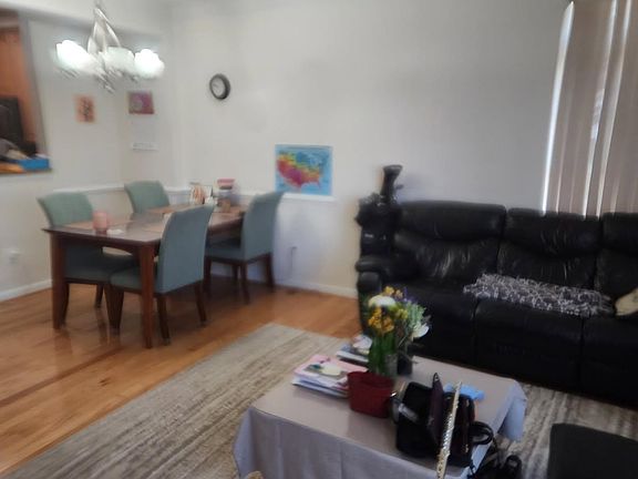 3rd image of 4626 Battenburg Ln