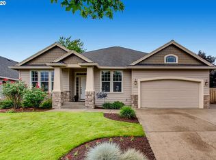 19390 Orchard Grove Dr, Oregon City, OR 97045