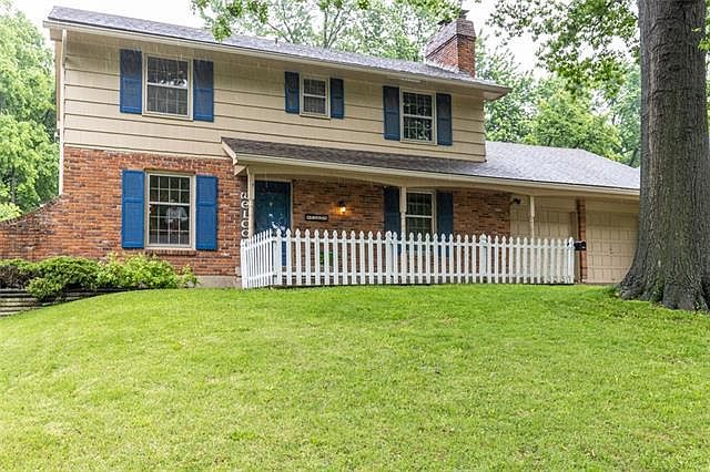1st image of 7305 Willow Ave