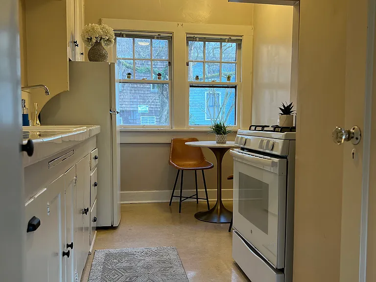 Kitchen facing 20th