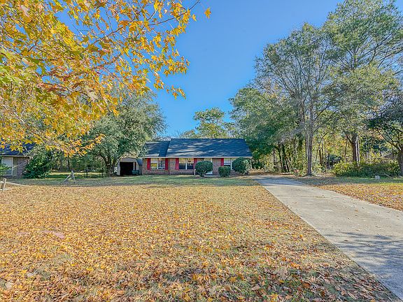 2nd image of 90 Possum Hill Road