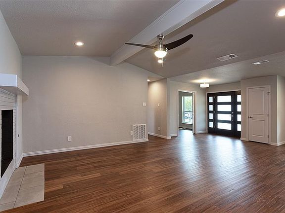 3rd image of 508 Sage Valley Dr