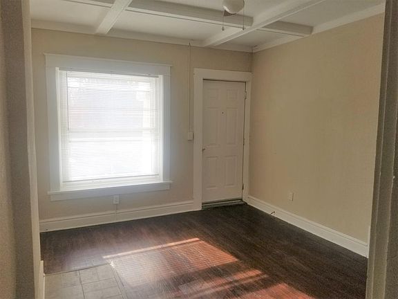 2nd image of 2712B E 26th St #2712-B