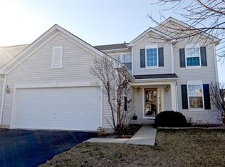 2435 Hartfield Dr, Montgomery, IL 60538