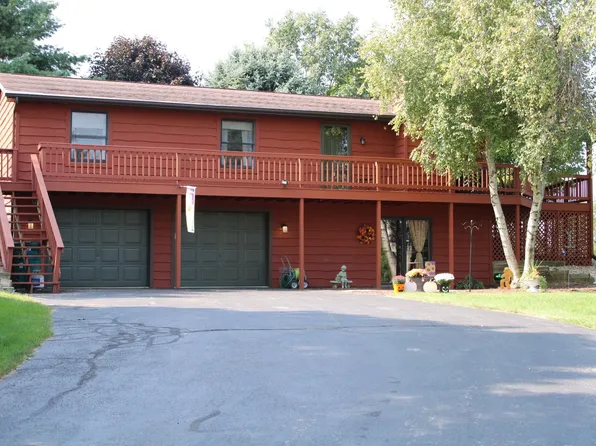 31-60 Wakonda Dr, Lanark, IL 61046