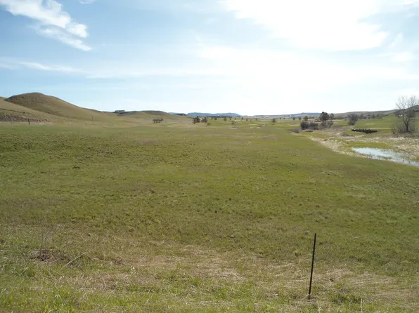 1 Rifle Range Rd, Lewistown, MT 59457
