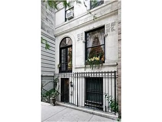 Rented by Douglas Elliman | media 2