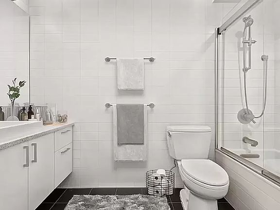 5th image of 200 E 11th St APT 903