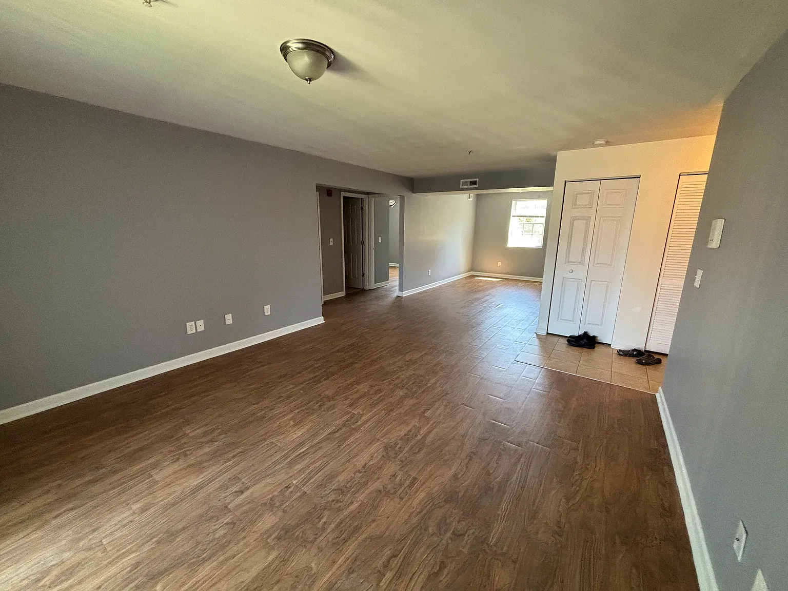 4008 Biddison Ln — Photo 3