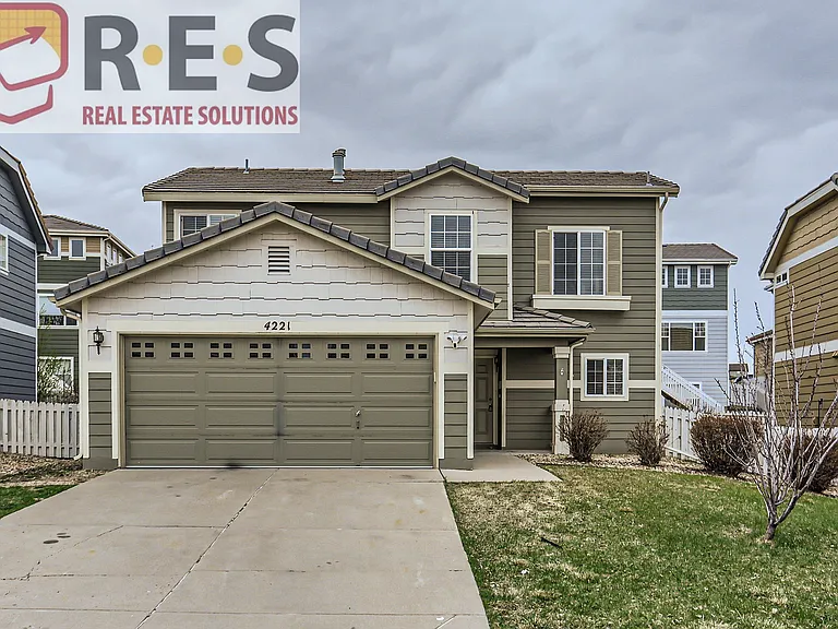 4221 Beautiful Cir — Photo 1