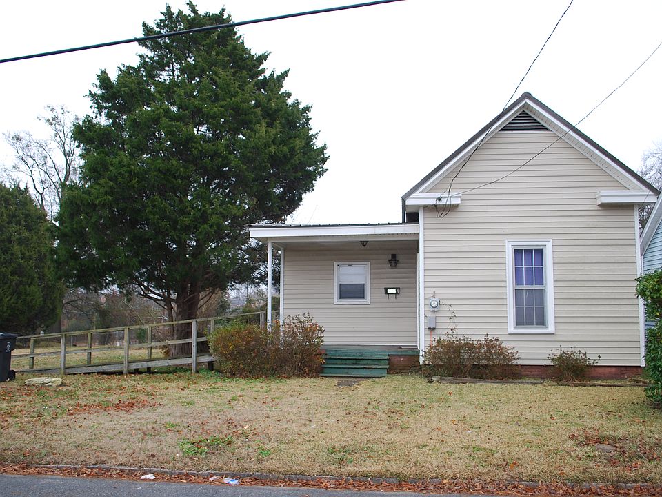 1st image of 614 Daisy St