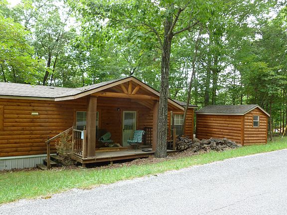 3rd image of 11656 Hickory Dr