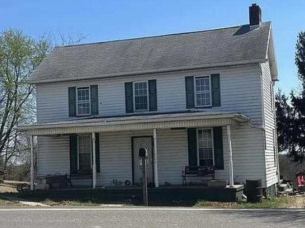 6688 Fairmont Pike Road, Moundsville, WV 26041