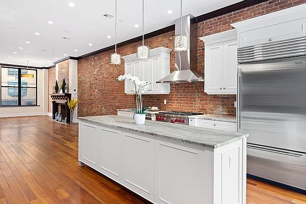 Rented by Corcoran | media 26