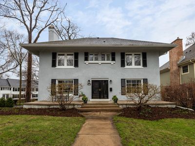 5463 N Lake Dr, Whitefish Bay, WI, 53217