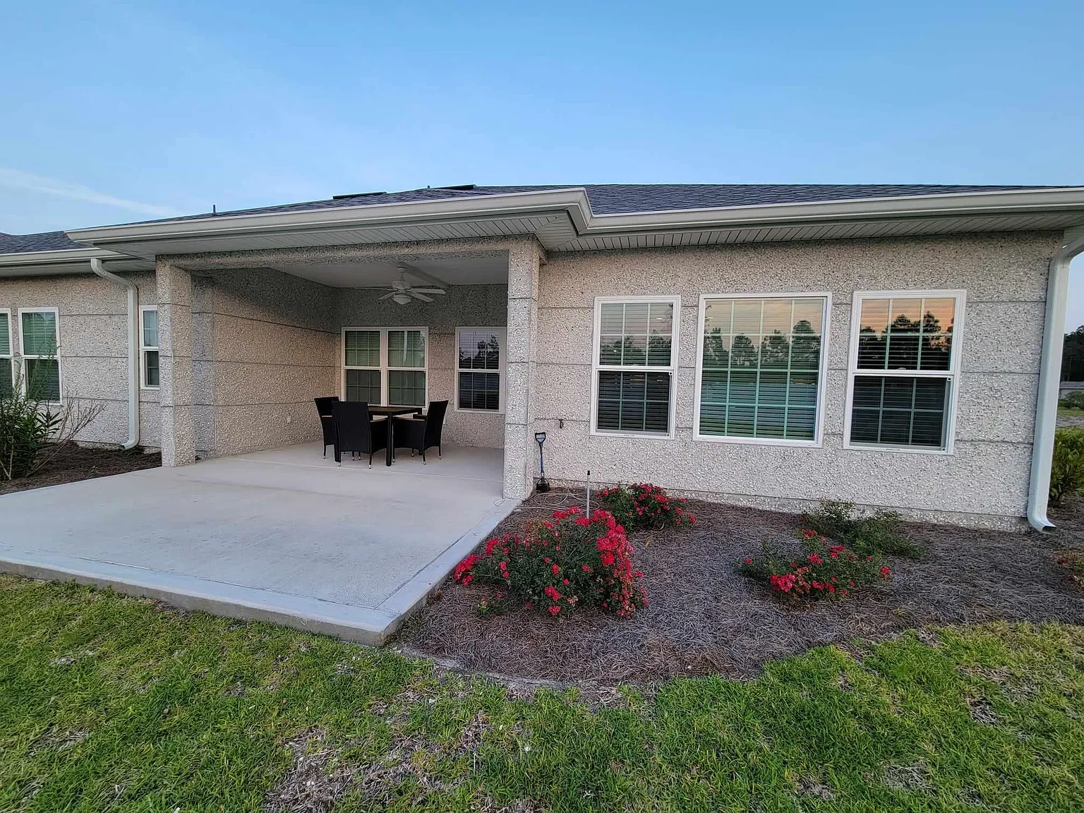 326 The Villas Way — Photo 2