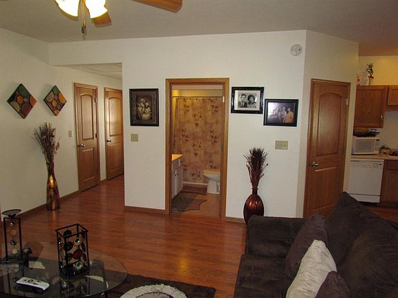4th image of 510 N 5th St