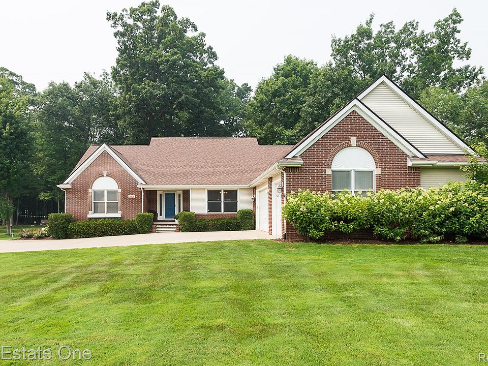 1st image of 28625 Coyote Ct