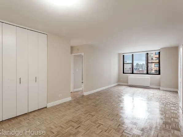 201 East 87th Street image 1 of 8