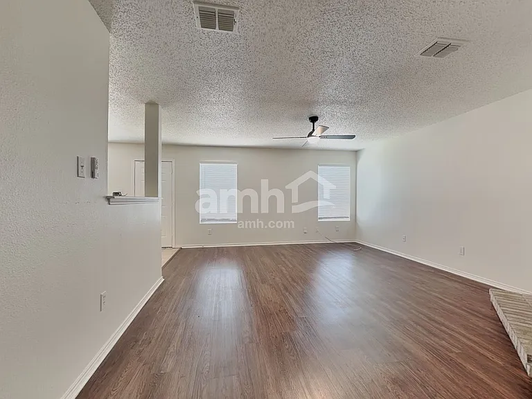 4301 Meadowknoll Dr — Photo 6